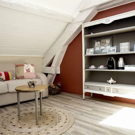 - Odeur De Tilleul 3* Montbrison